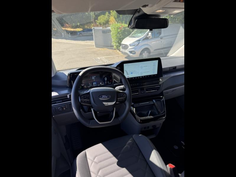 FORD Tourneo Custom d’occasion à vendre à TOULON chez VAGNEUR (Photo 10)