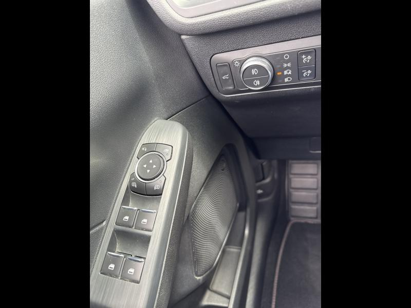 FORD Kuga d’occasion à vendre à TOULON chez VAGNEUR (Photo 17)