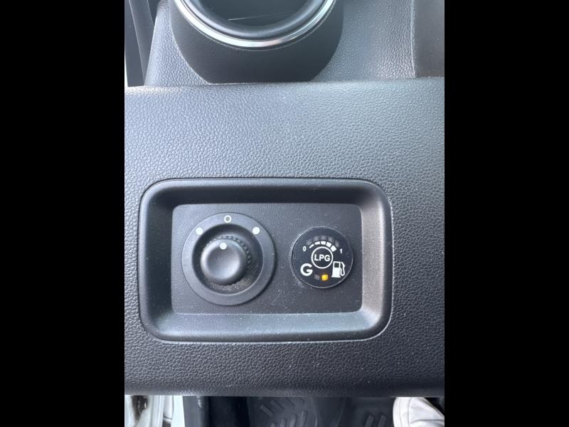 DACIA Duster d’occasion à vendre à TOULON chez VAGNEUR (Photo 13)