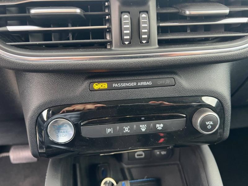 FORD Kuga d’occasion à vendre à TOULON chez VAGNEUR (Photo 17)