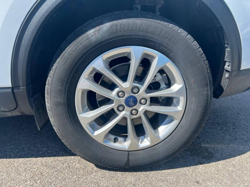 FORD Kuga d’occasion à vendre à TOULON chez VAGNEUR (Photo 9)